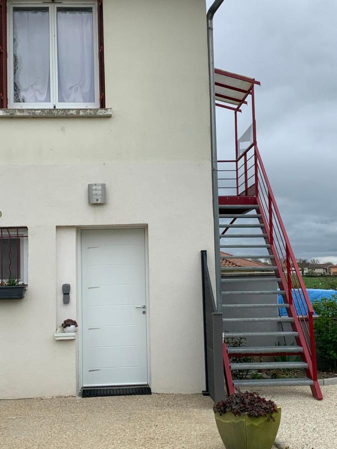 Apartment Les Combes Bellevue A Etrez, A La Campagne
